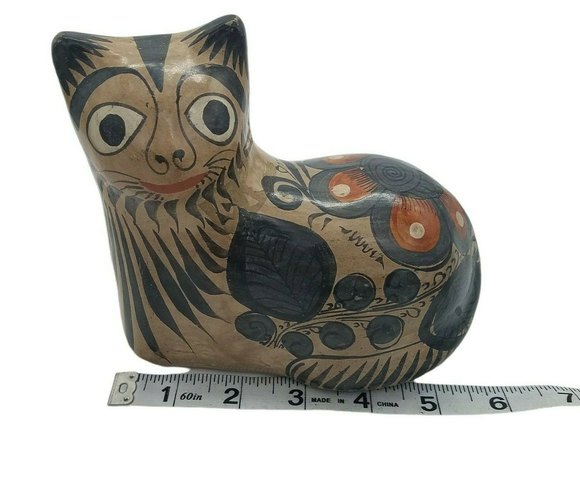 Hand Painted Folk Art Pottery Resting Cat Signed Mexico Flower and Leaves - Picture 5 of 9